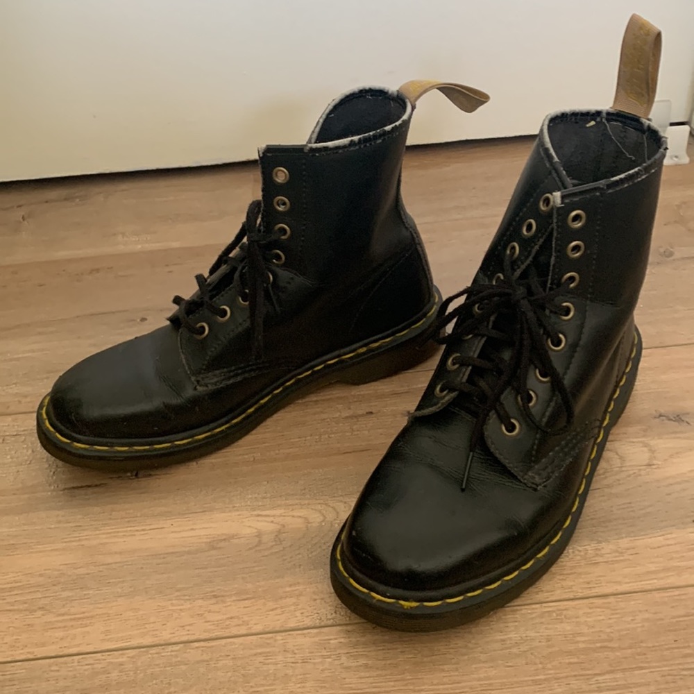Men’s Dr. Marten’s vegan leather lace up boots